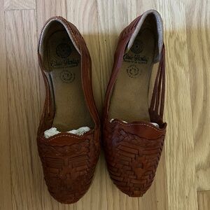 Ethic Heritage Brown Woven Flats huaraches